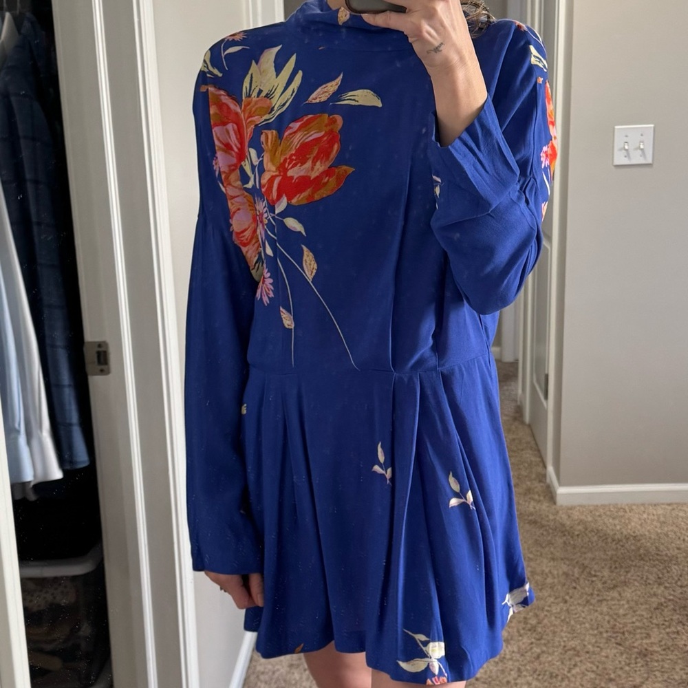 Free People Blue Floral Blouse - Picture 5 of 5
